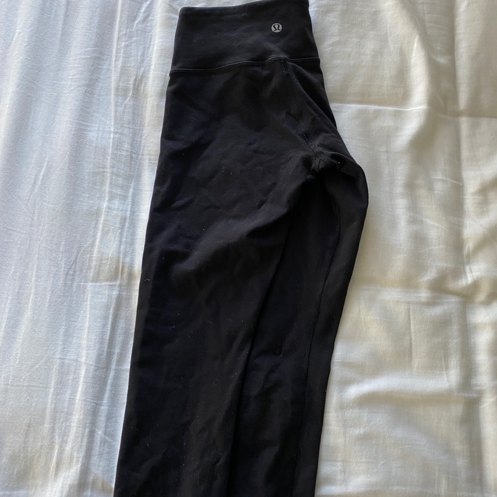 Black lululemon leggings